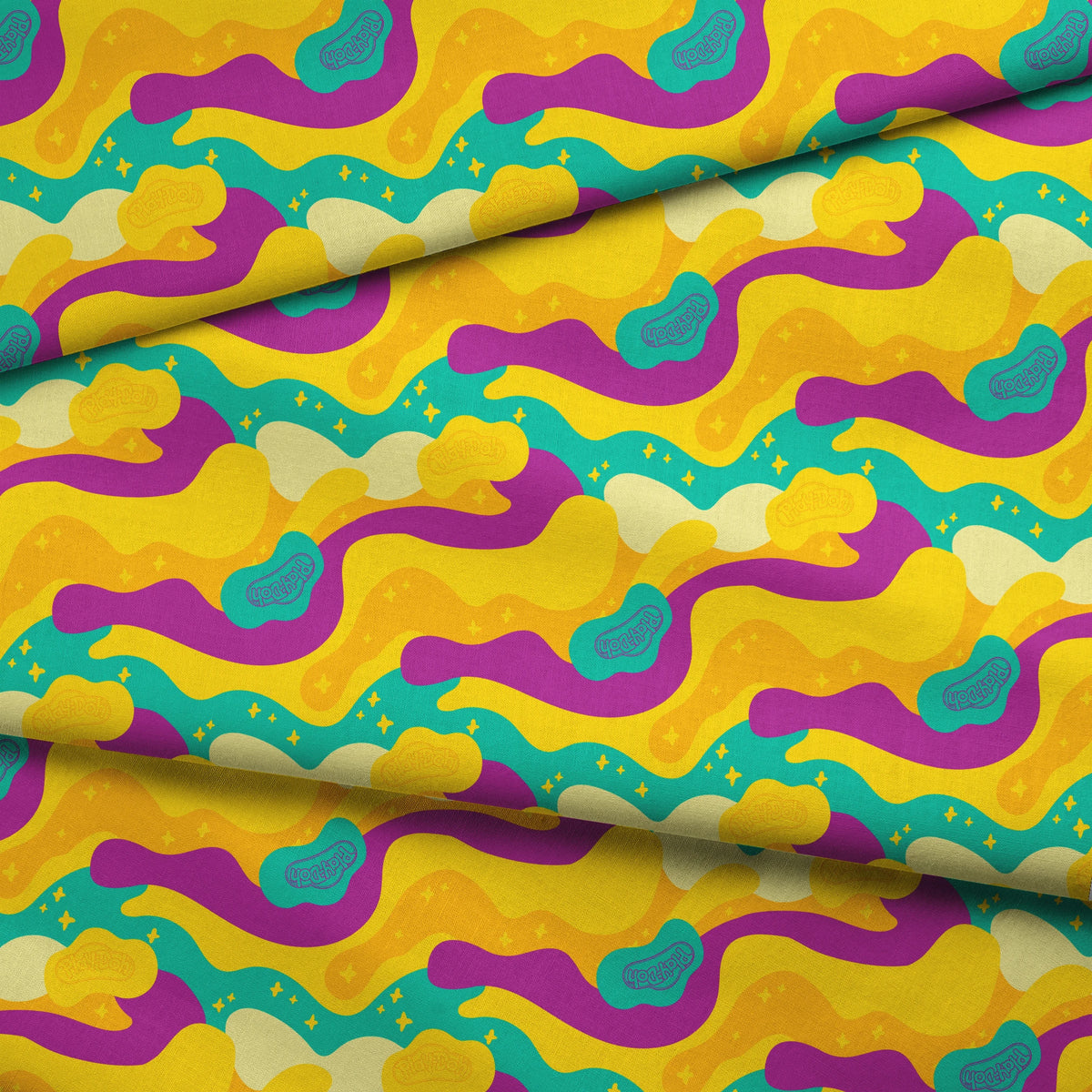 Hasbro Play-Doh Retro Clouds in Purple Fabric