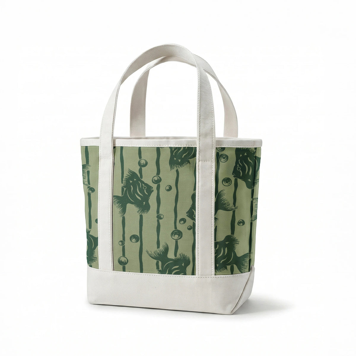 Danio on Forestry Fabric