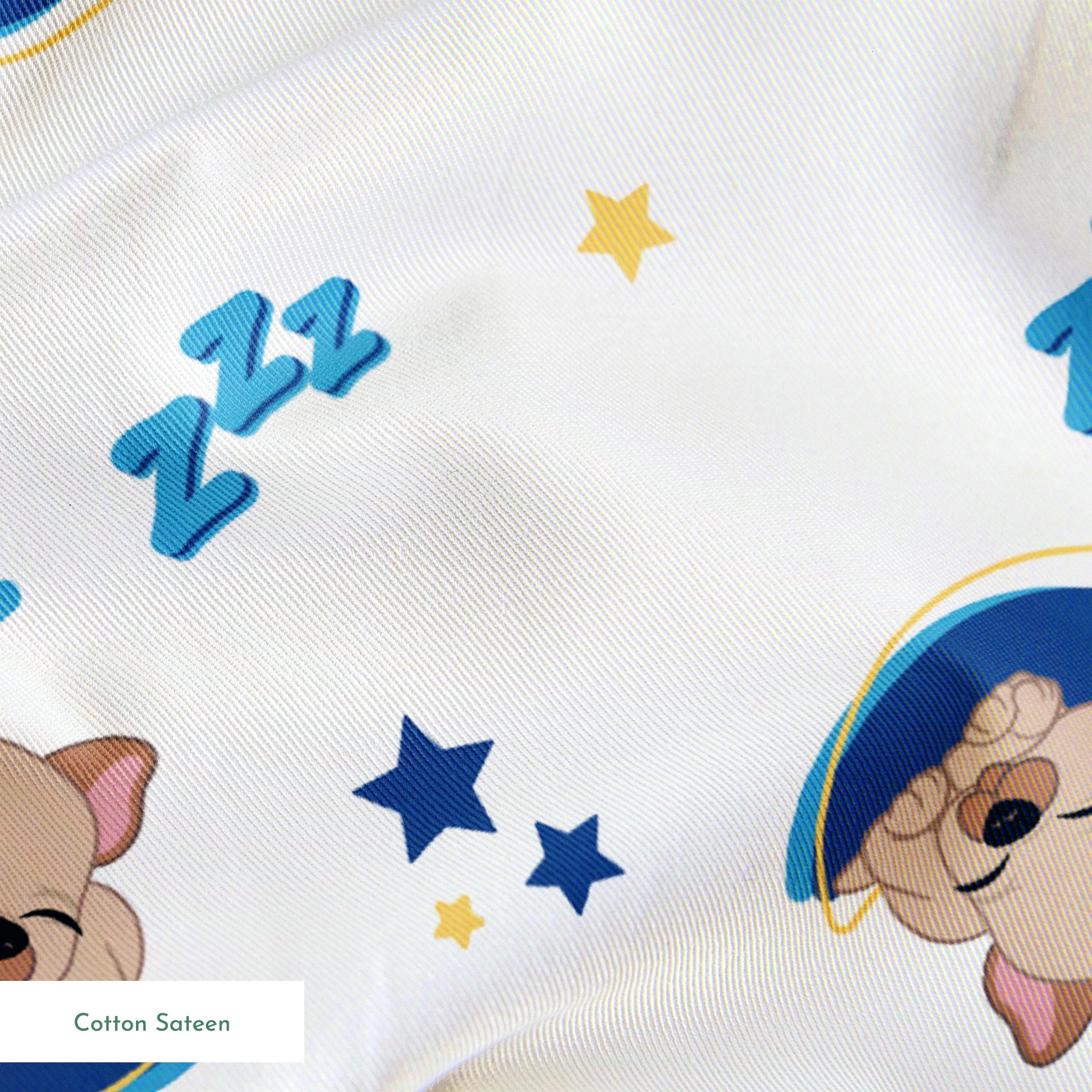 Hasbro Littliest Pet Shop Frenchie Snooze on White Fabric