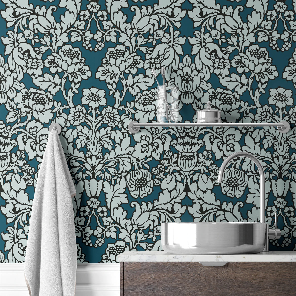 Idela on Haunted Night Wallpaper